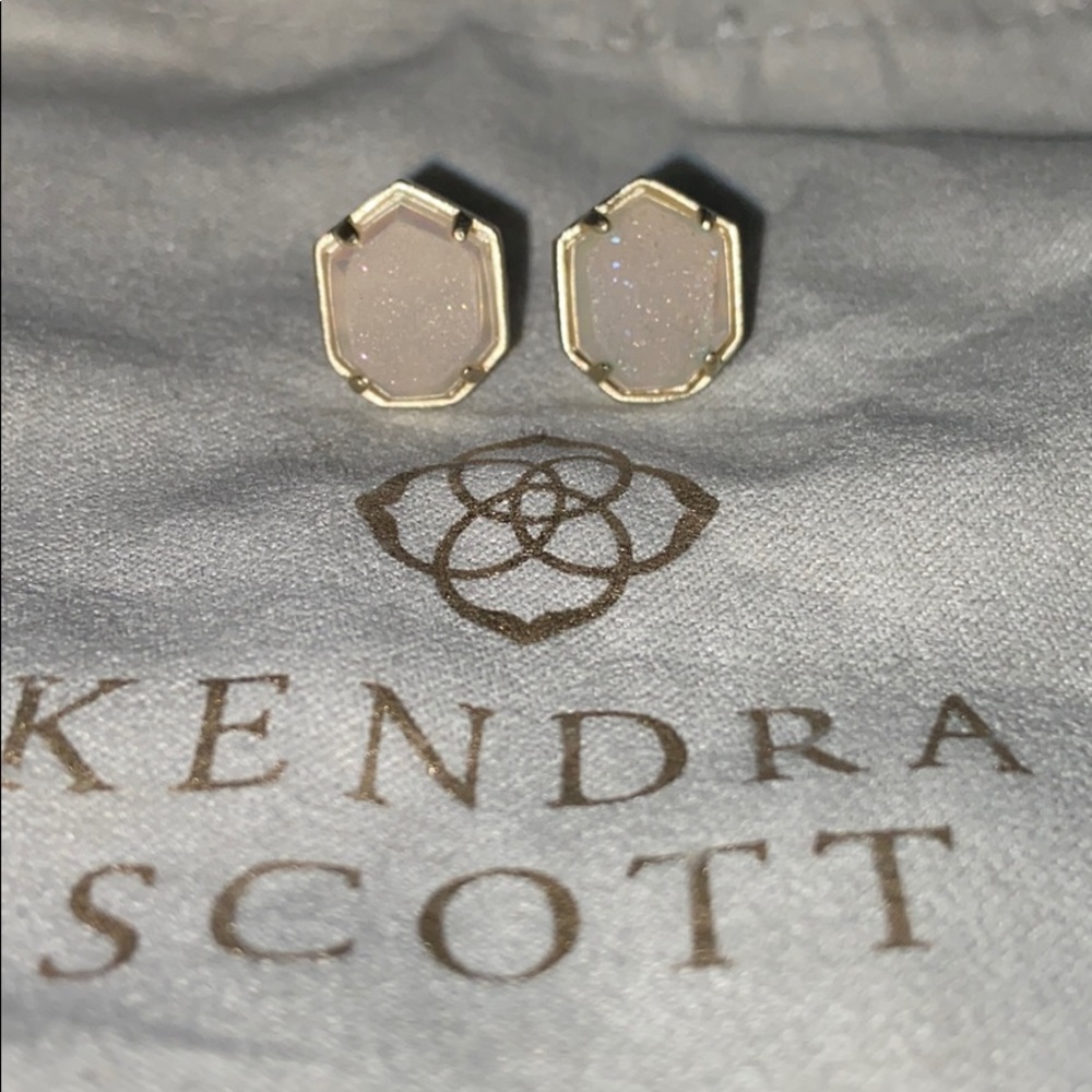 Kendra Scott studs